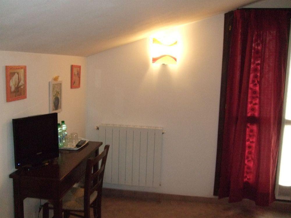 B&B La Casa Di Zefiro 리미테 외부 사진